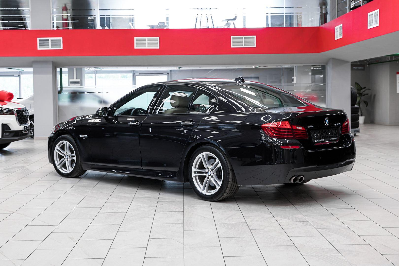 BMW 5 серии 2014, черный, ДЦ Орехово