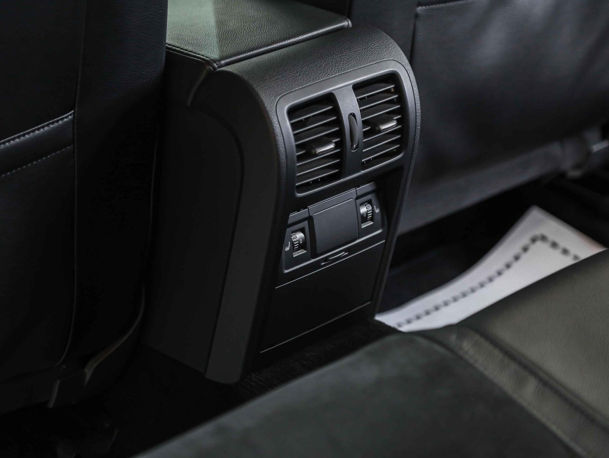 Volkswagen Passat 2011, серебряный, ДЦ Орехово