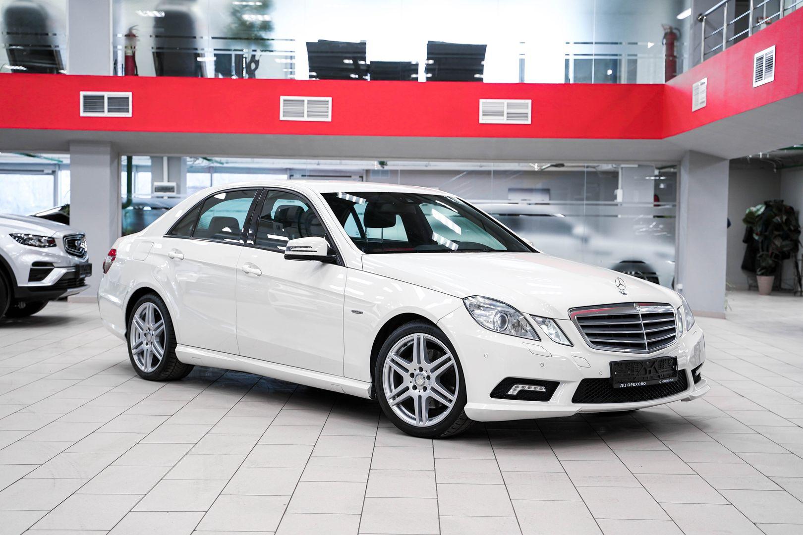 Mercedes-Benz E-Класс 2011, белый, ДЦ Орехово