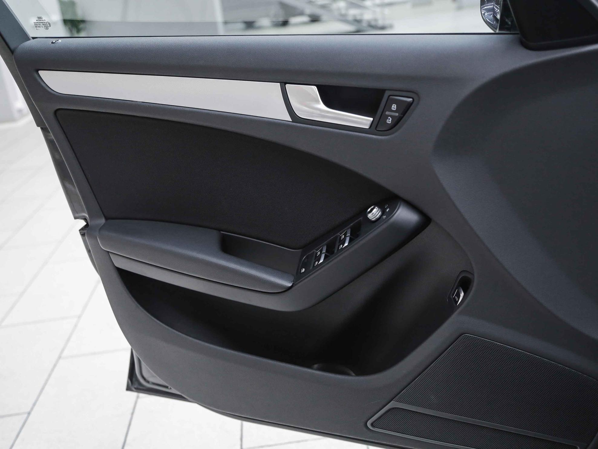 Audi A4 2013, черный, ДЦ Орехово