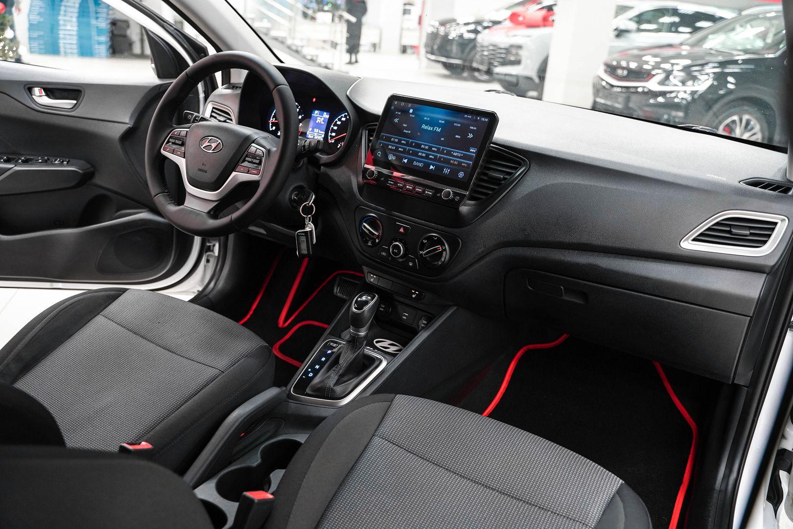 Hyundai Solaris 2021, белый, ДЦ Орехово