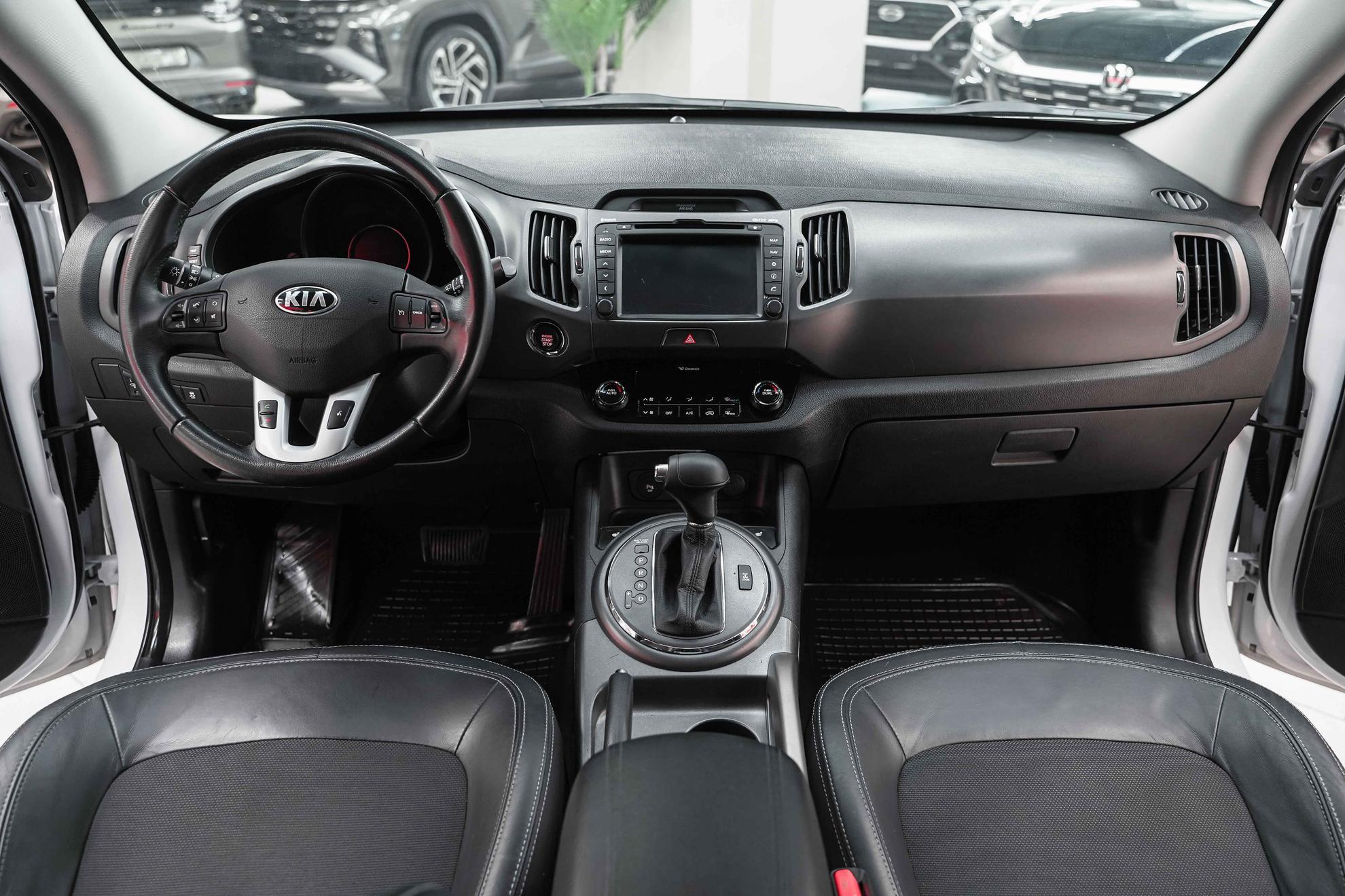 Kia Sportage 2013, белый, ДЦ Орехово