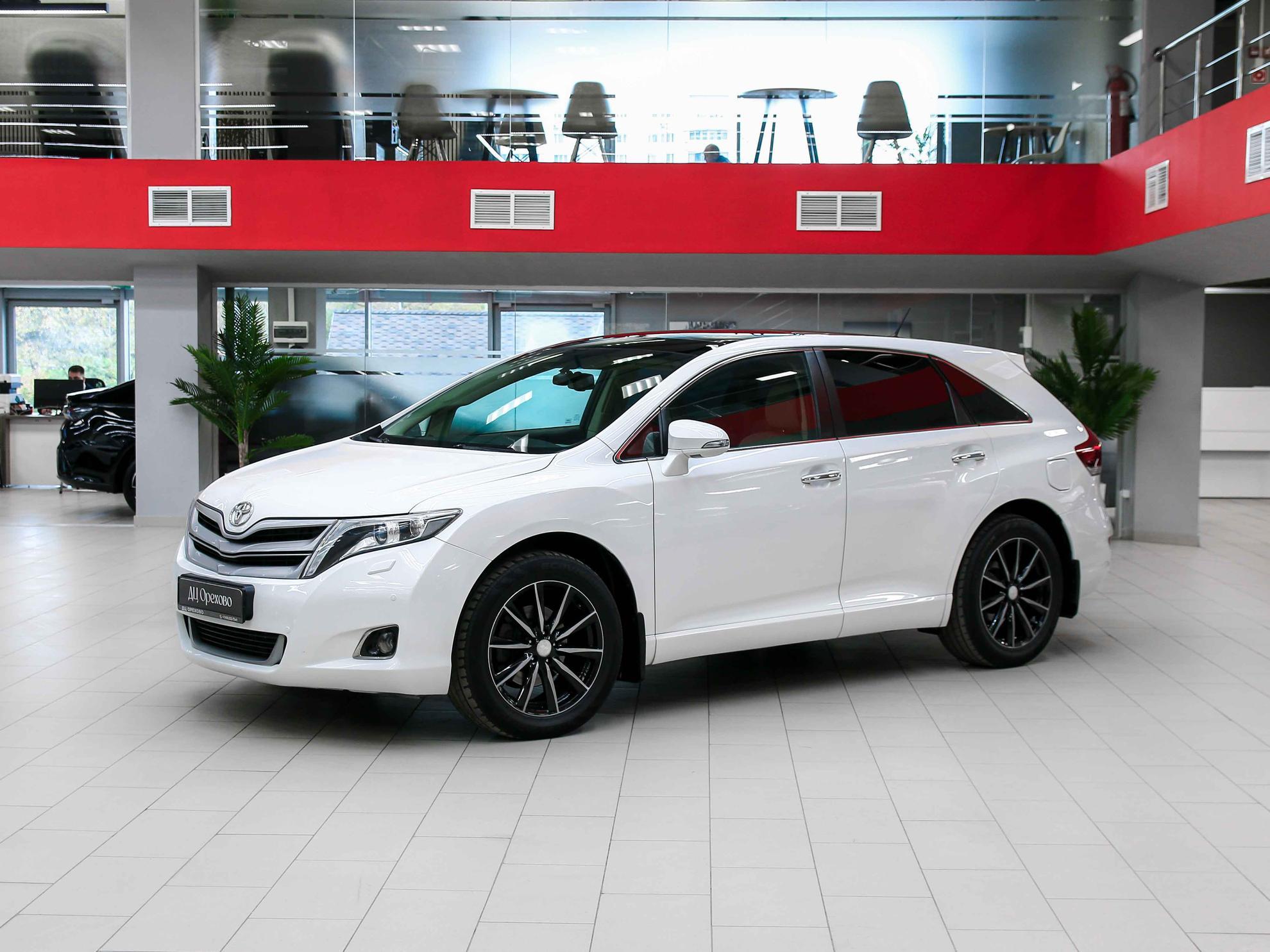 Toyota Venza 2013, белый, ДЦ Орехово