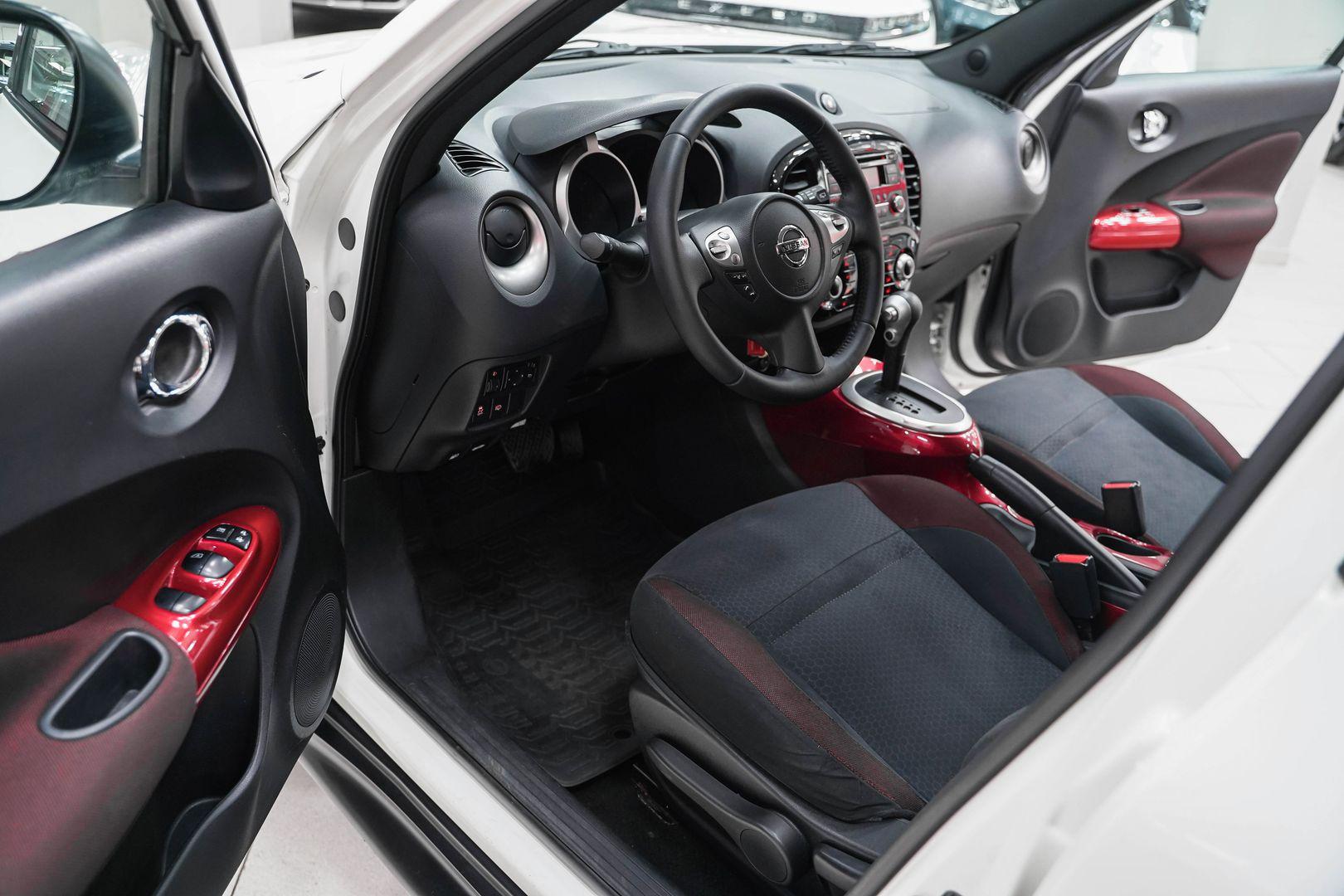 Nissan Juke 2014, белый, ДЦ Орехово
