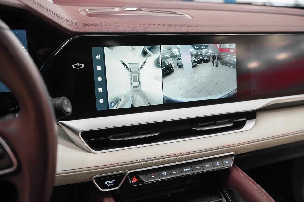 Geely Monjaro 2023, белый, ДЦ Орехово