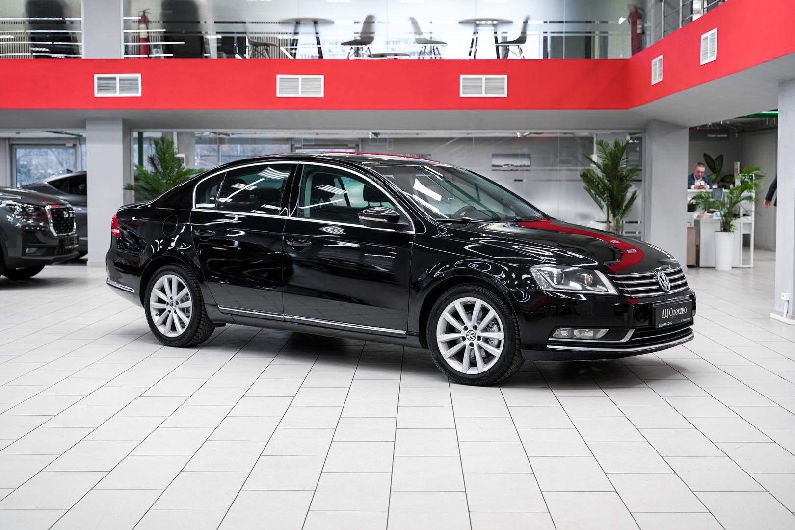 Volkswagen Passat 2011, черный, ДЦ Орехово
