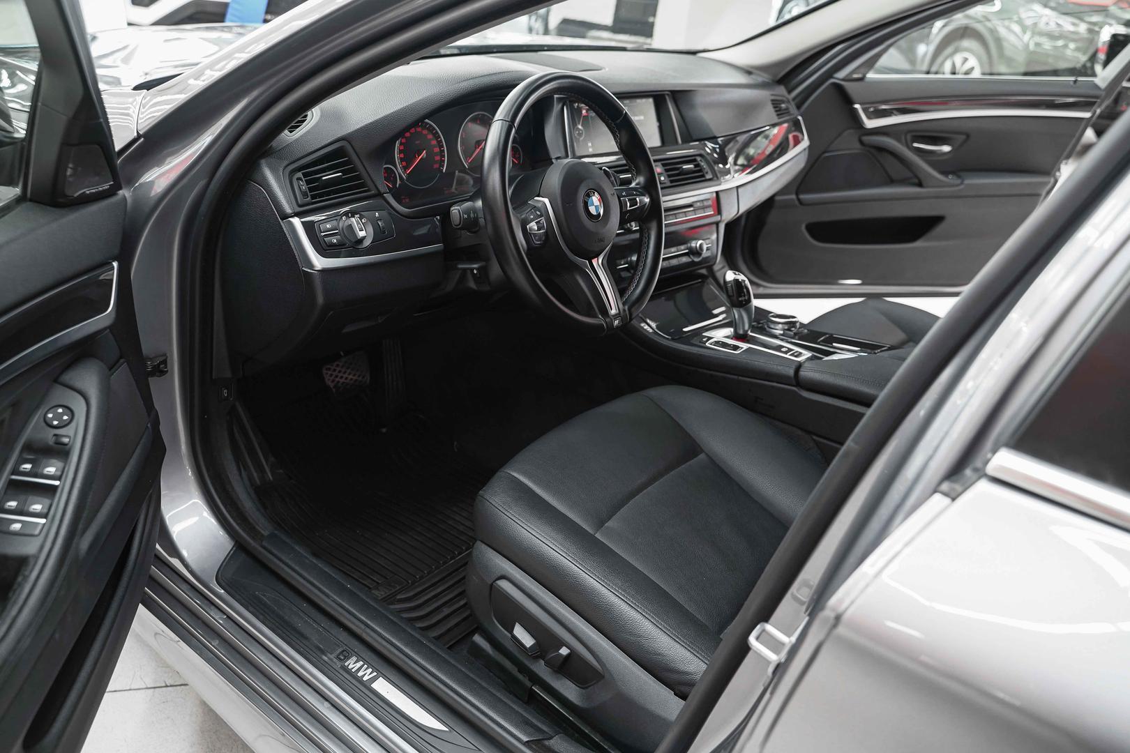 BMW 5 серии 2014, серый, ДЦ Орехово