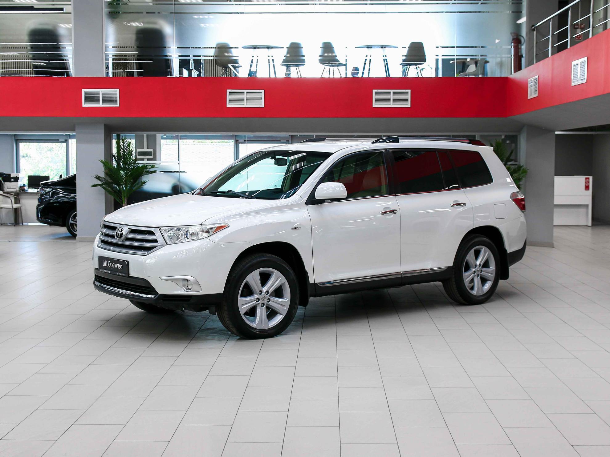 Toyota Highlander 2012, белый, ДЦ Орехово