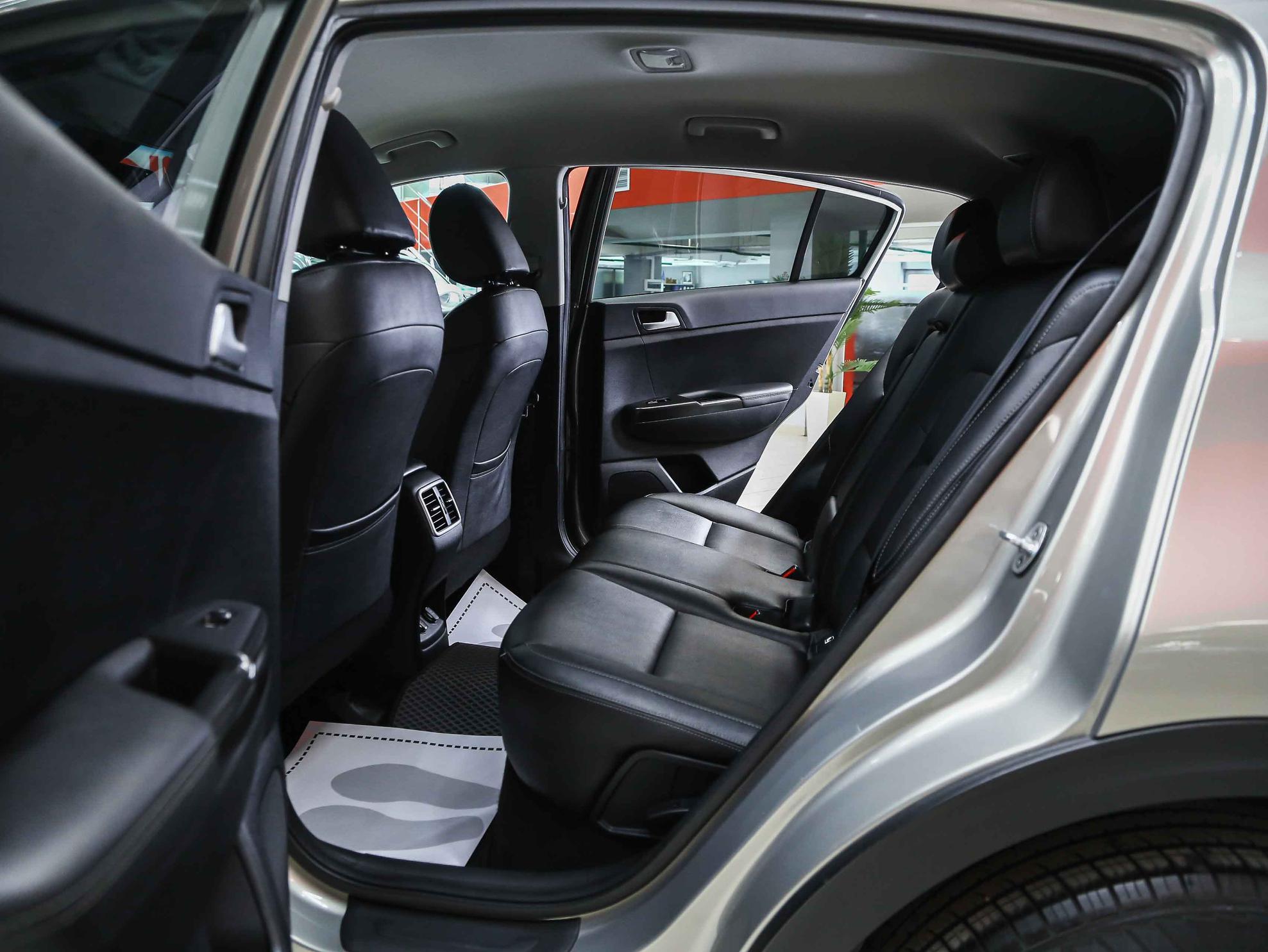 Kia Sportage 2016, серебряный, ДЦ Орехово