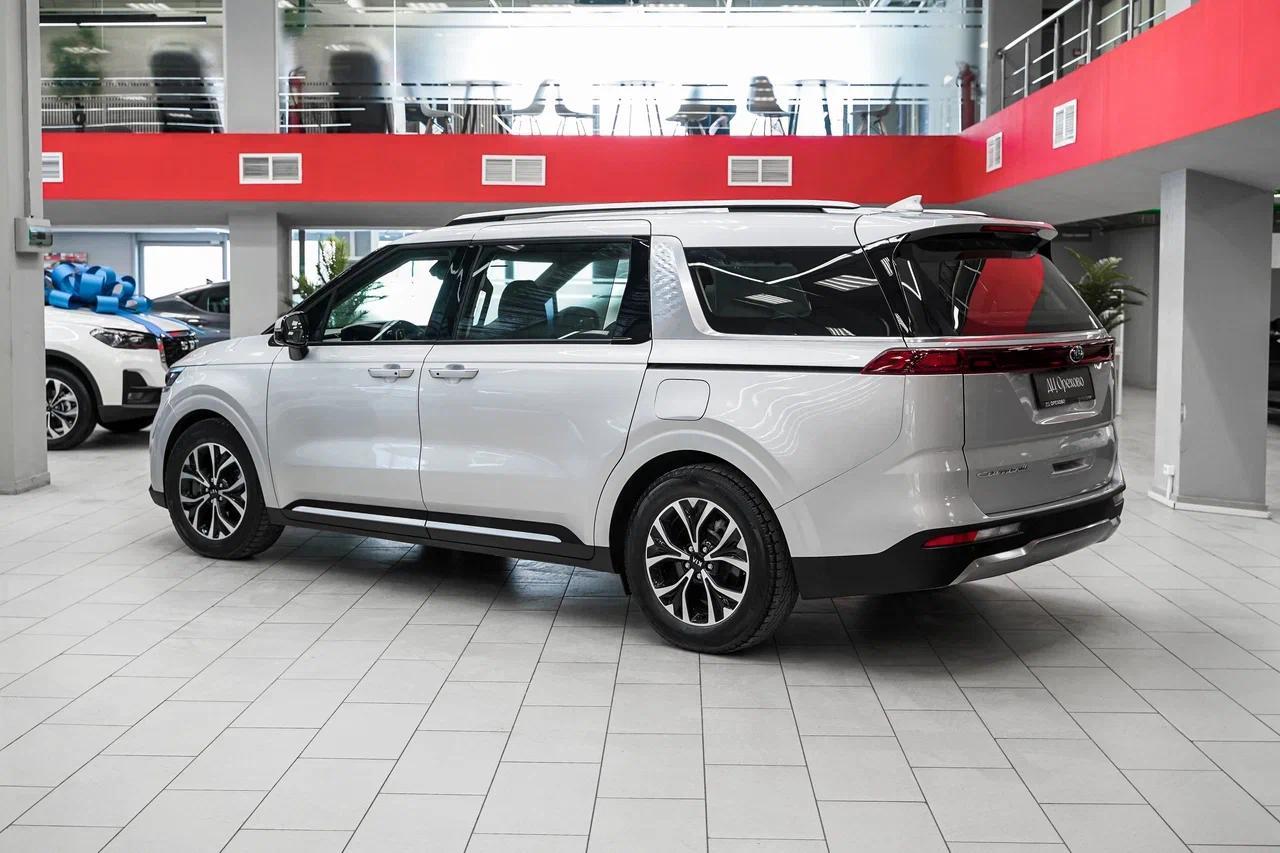 Kia Carnival 2020, серый, ДЦ Орехово
