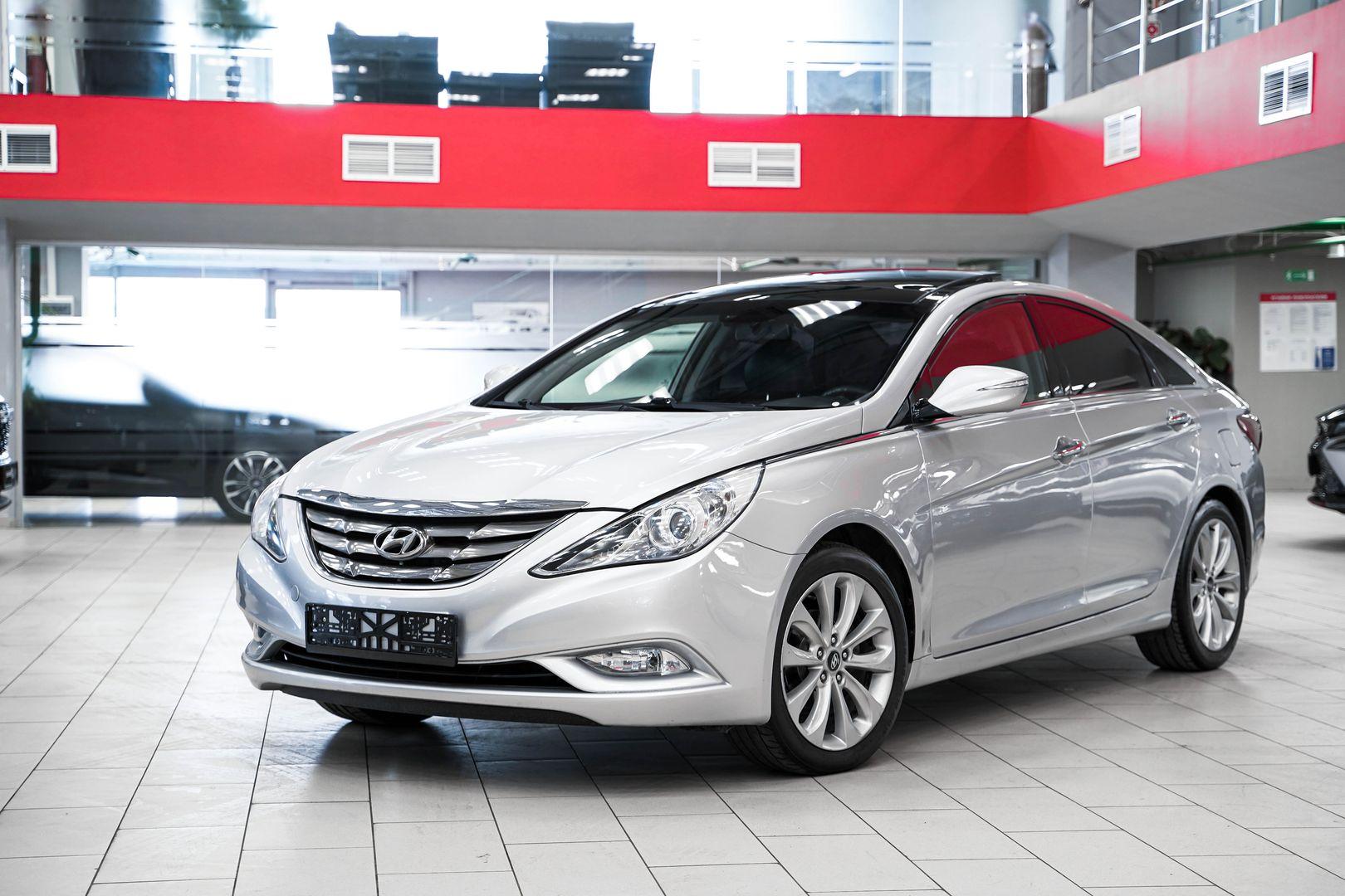 Hyundai Sonata 2010, серебряный, ДЦ Орехово