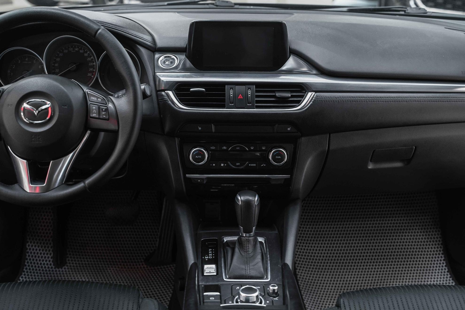 Mazda 6 2016, черный, ДЦ Орехово