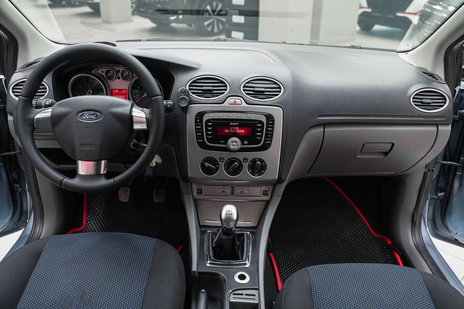 Ford Focus 2008, голубой, ДЦ Орехово