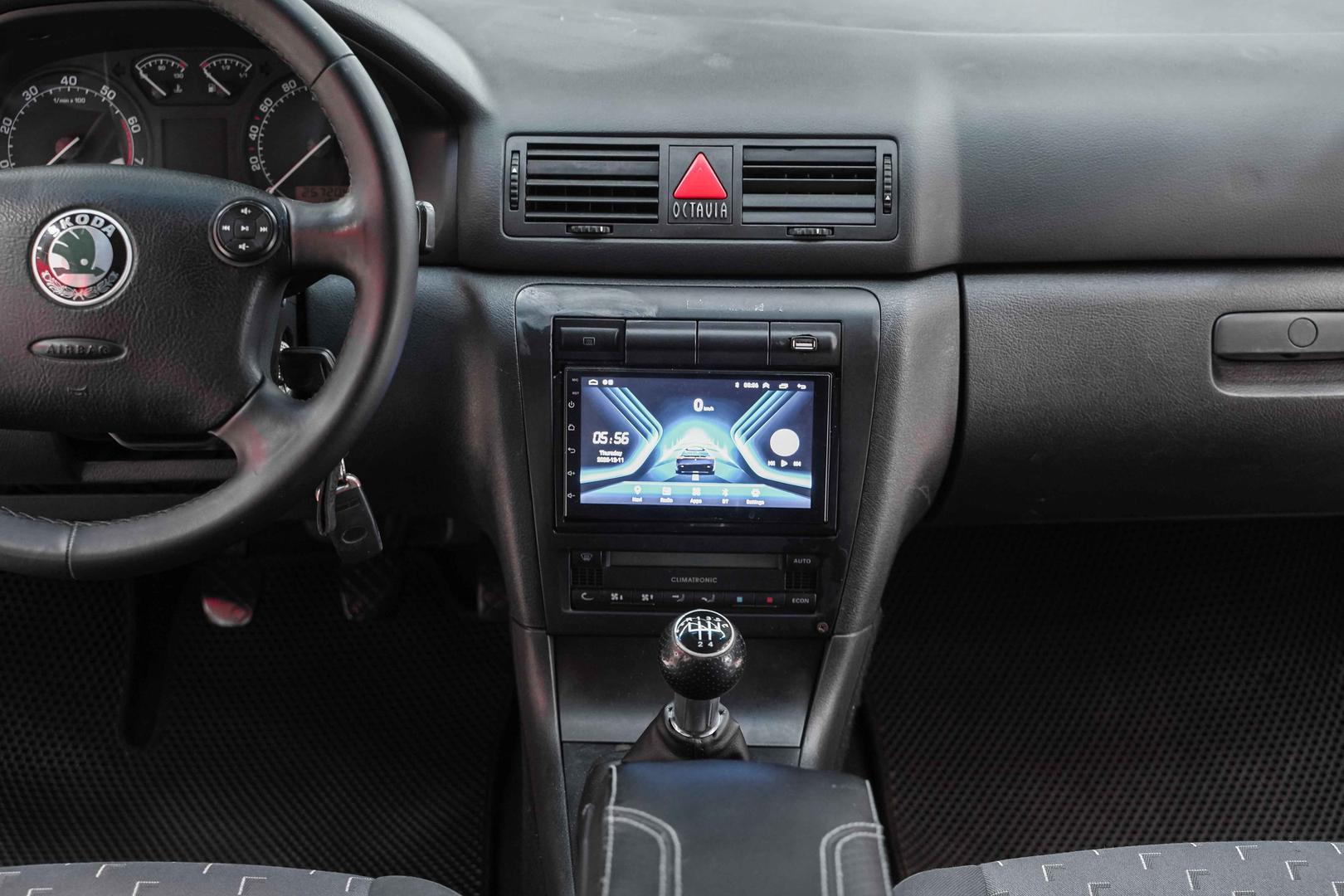 Skoda Octavia 2008, белый, ДЦ Орехово