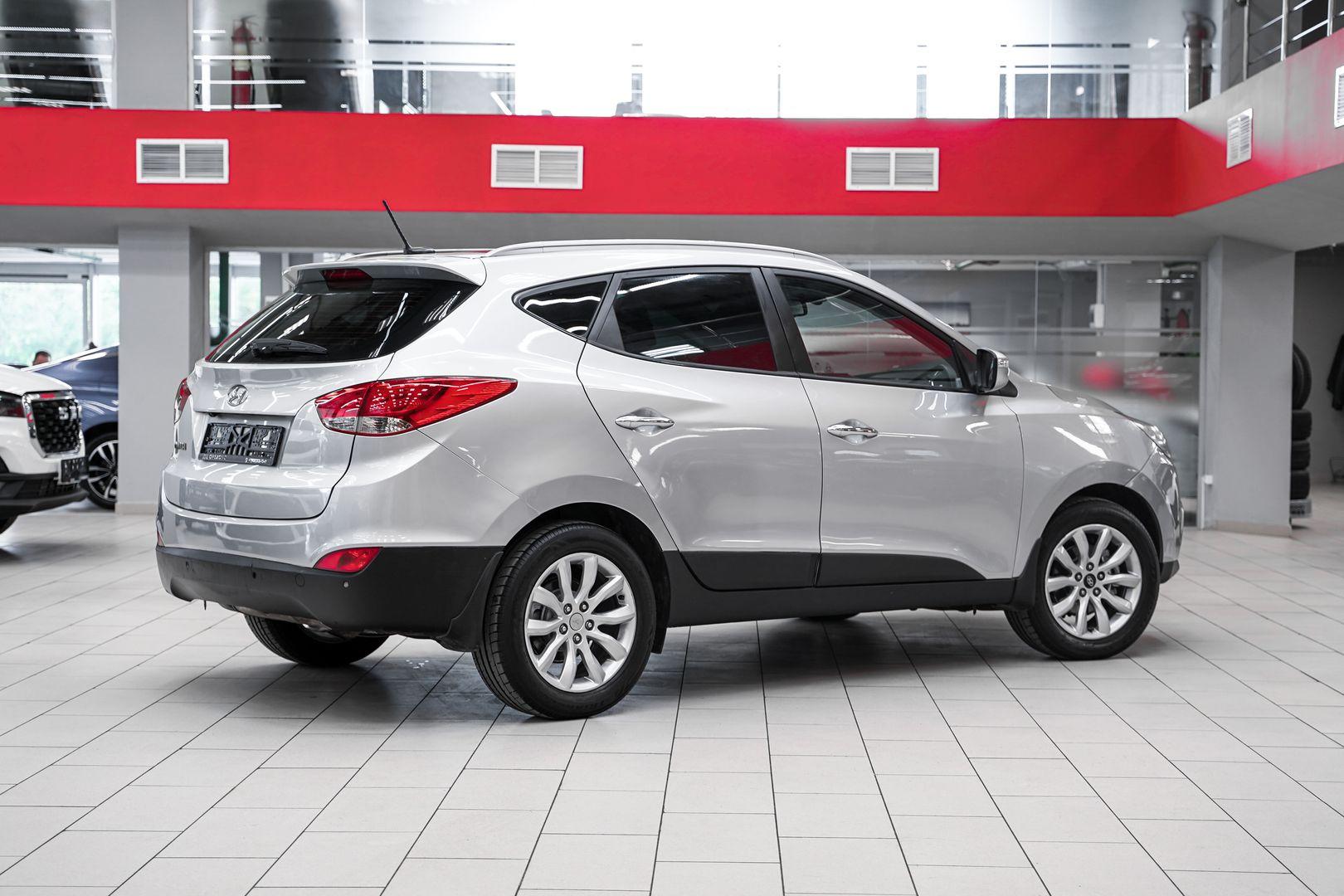 Hyundai ix35 2011, серебряный, ДЦ Орехово