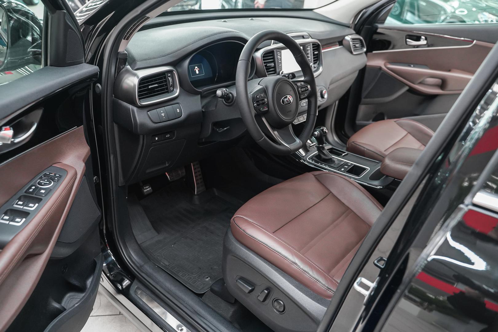 Kia Sorento 2017, черный, ДЦ Орехово