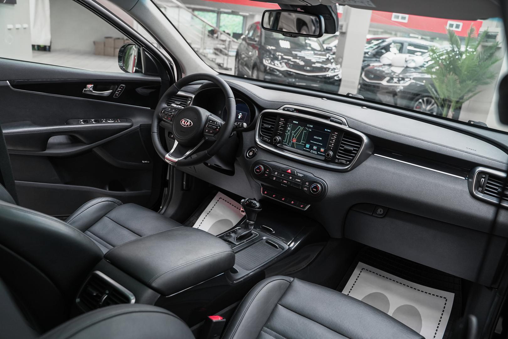 Kia Sorento 2015, черный, ДЦ Орехово