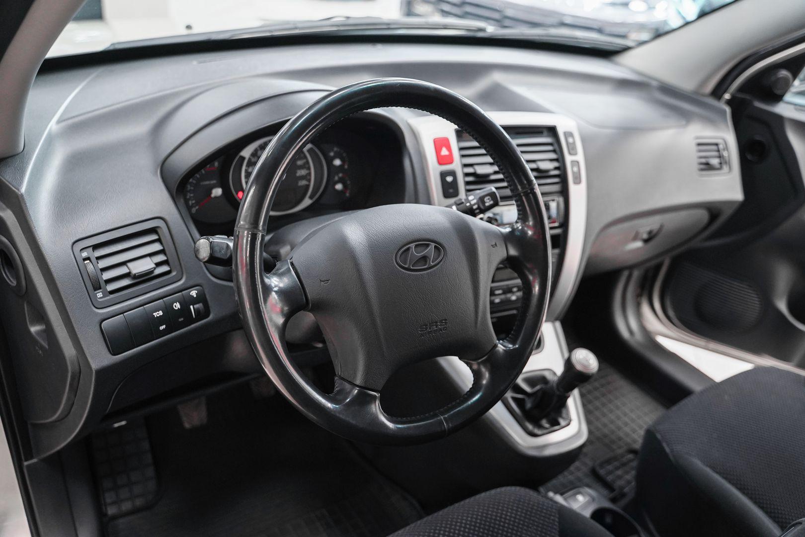 Hyundai Tucson 2007, серебряный, ДЦ Орехово