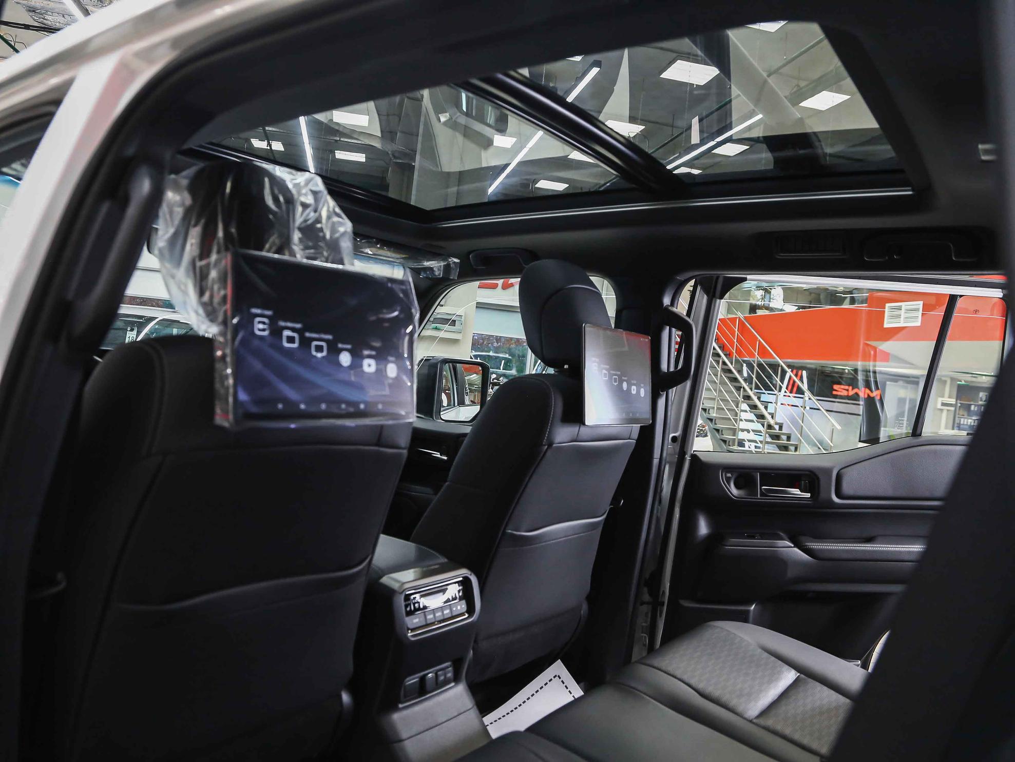 Toyota Land Cruiser Prado 2026, белый, ДЦ Орехово