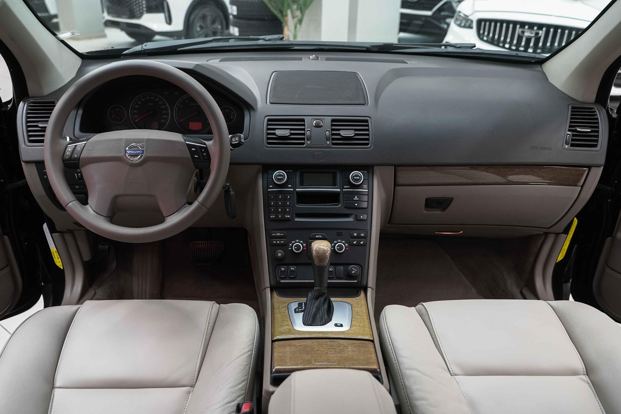 Volvo XC90 2008, черный, ДЦ Орехово