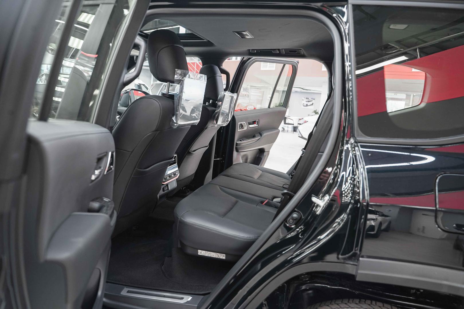 Toyota Land Cruiser 2026, черный, ДЦ Орехово