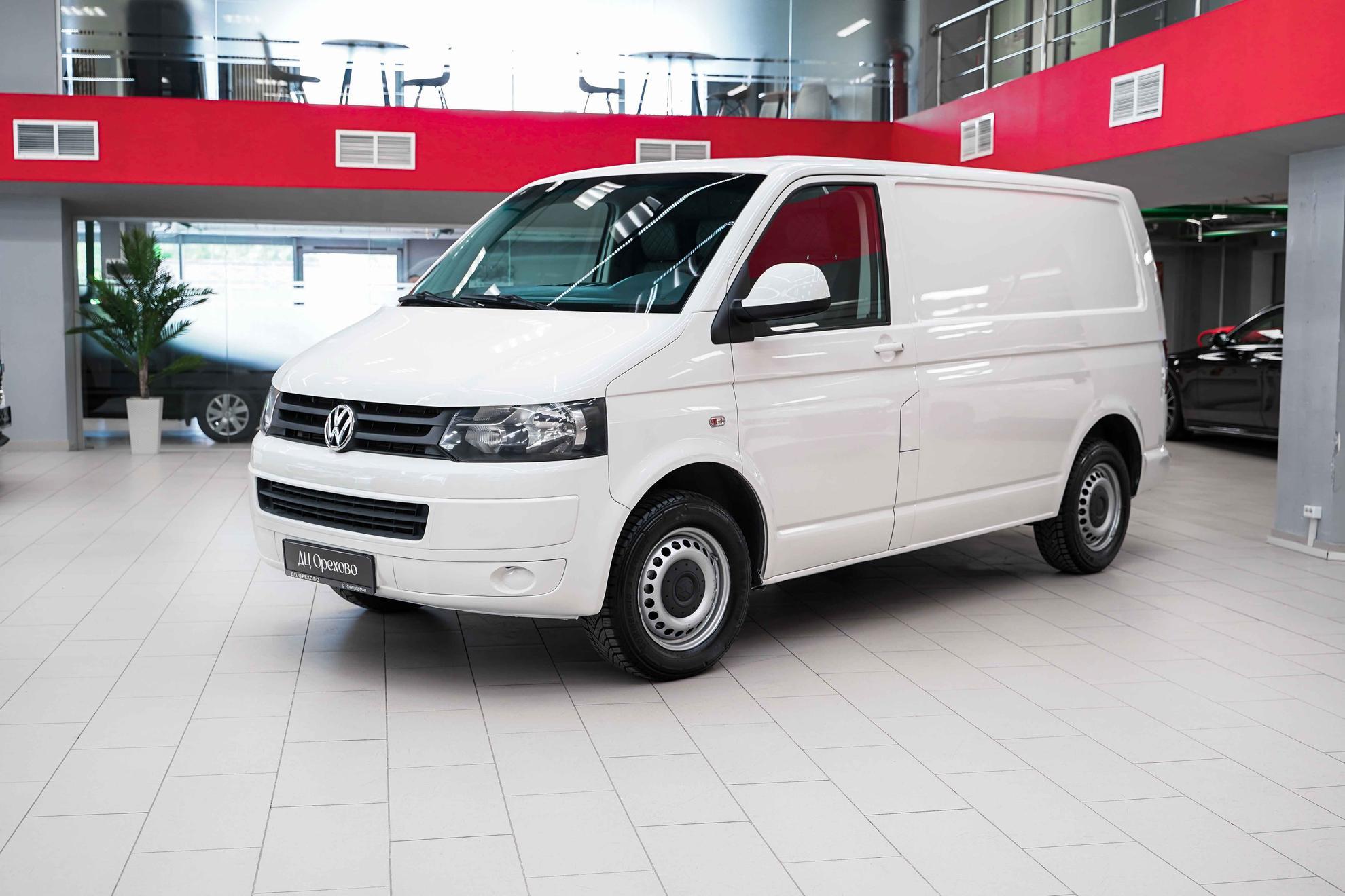 Volkswagen Transporter 2011, белый, ДЦ Орехово