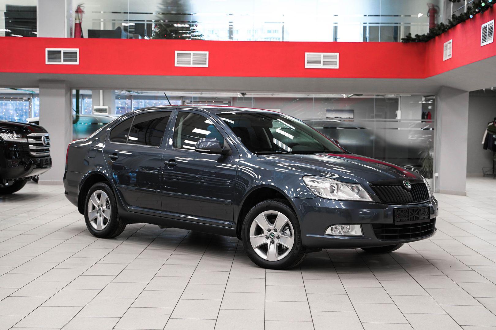 Skoda Octavia 2011, серый, ДЦ Орехово