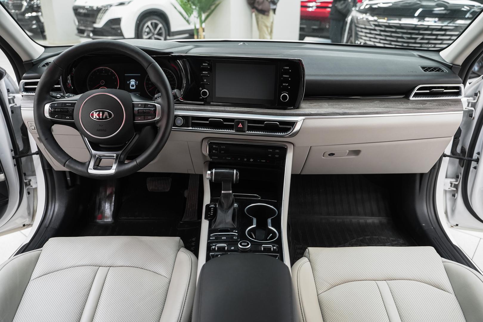 Kia K5 2020, белый, ДЦ Орехово