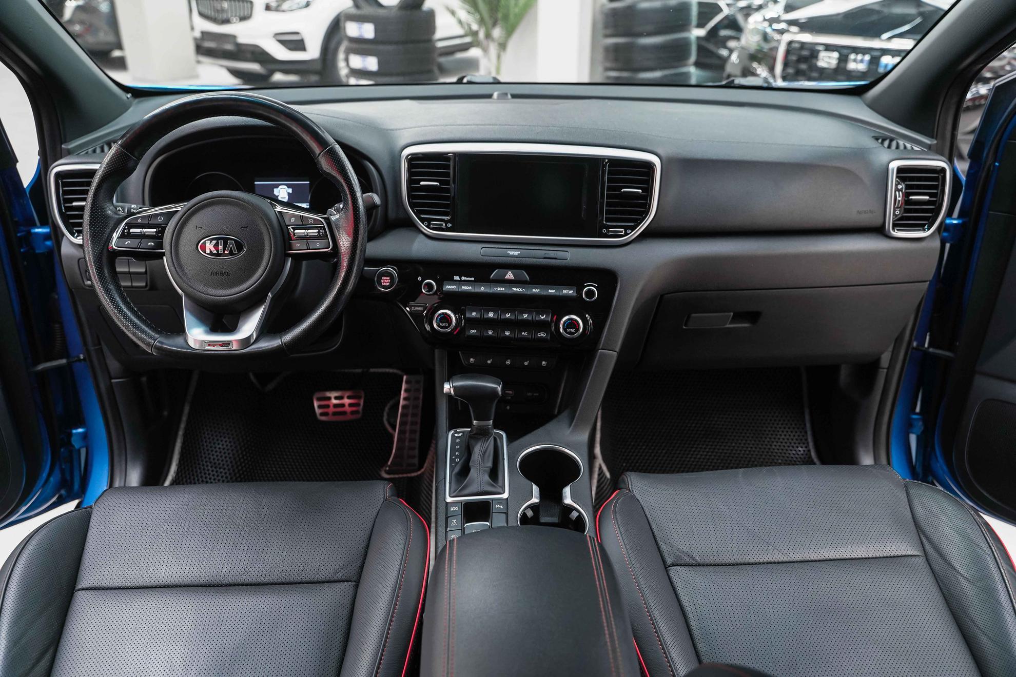 Kia Sportage 2018, синий, ДЦ Орехово