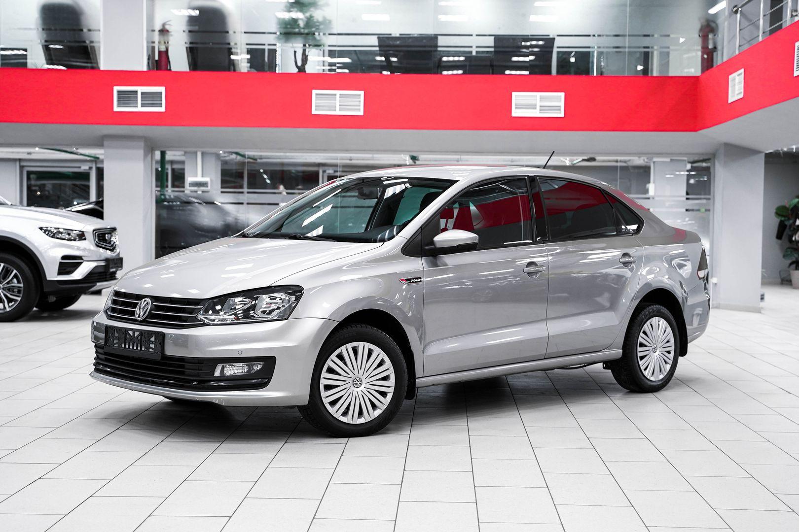 Volkswagen Polo 2018, серебряный, ДЦ Орехово