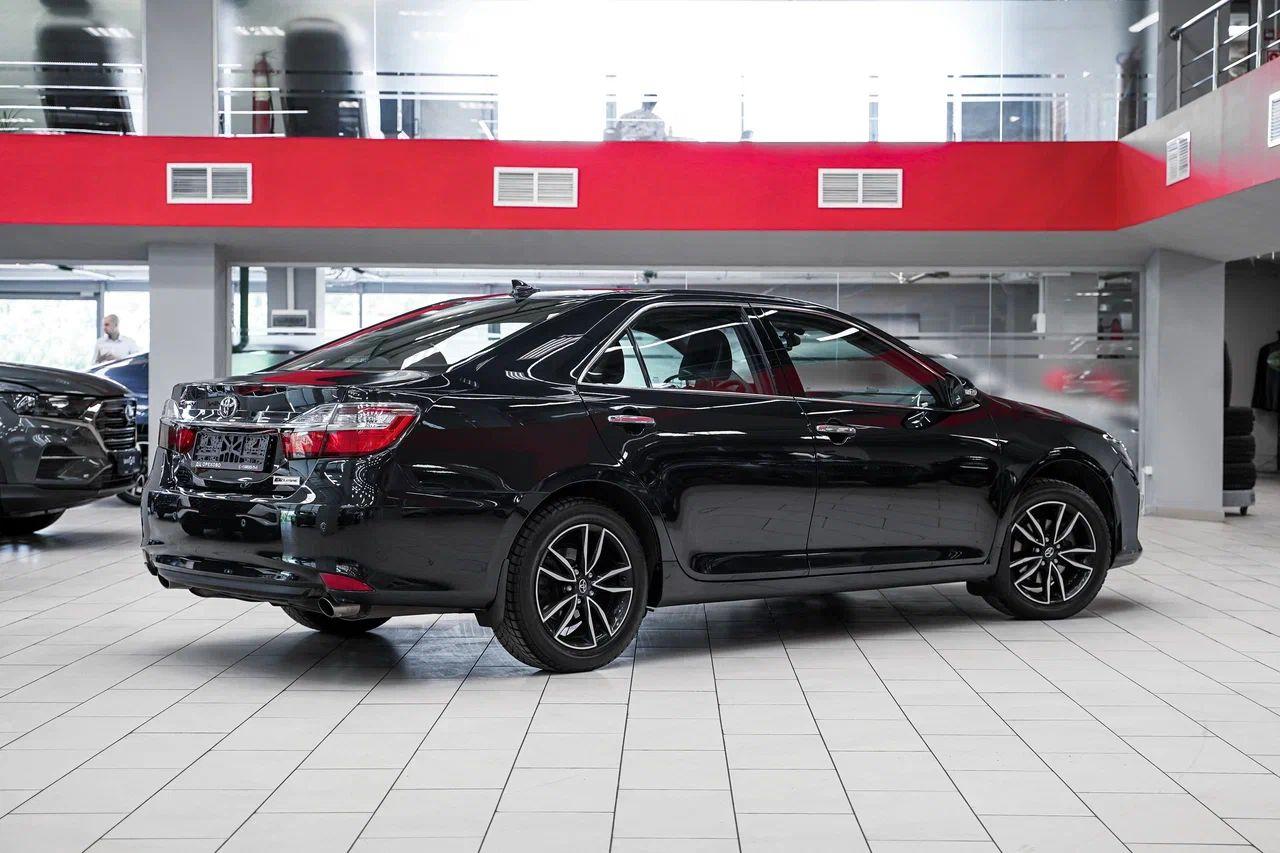 Toyota Camry 2017, черный, ДЦ Орехово