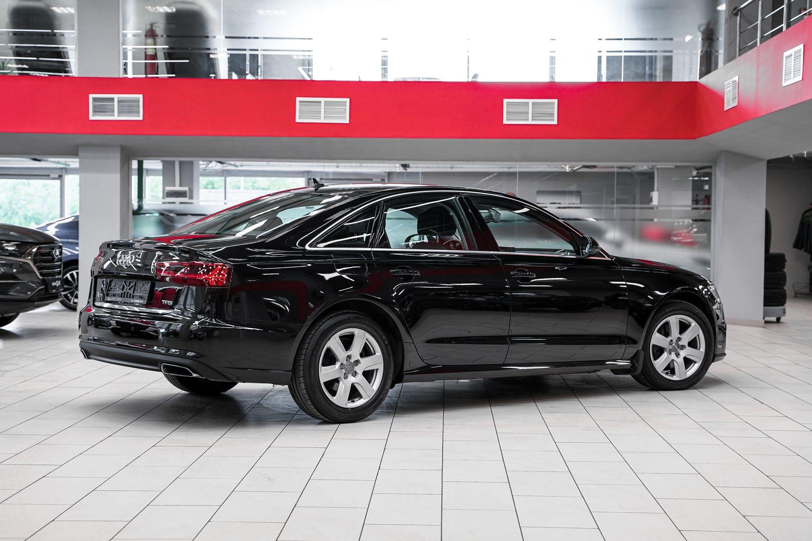 Audi A6 2015, черный, ДЦ Орехово