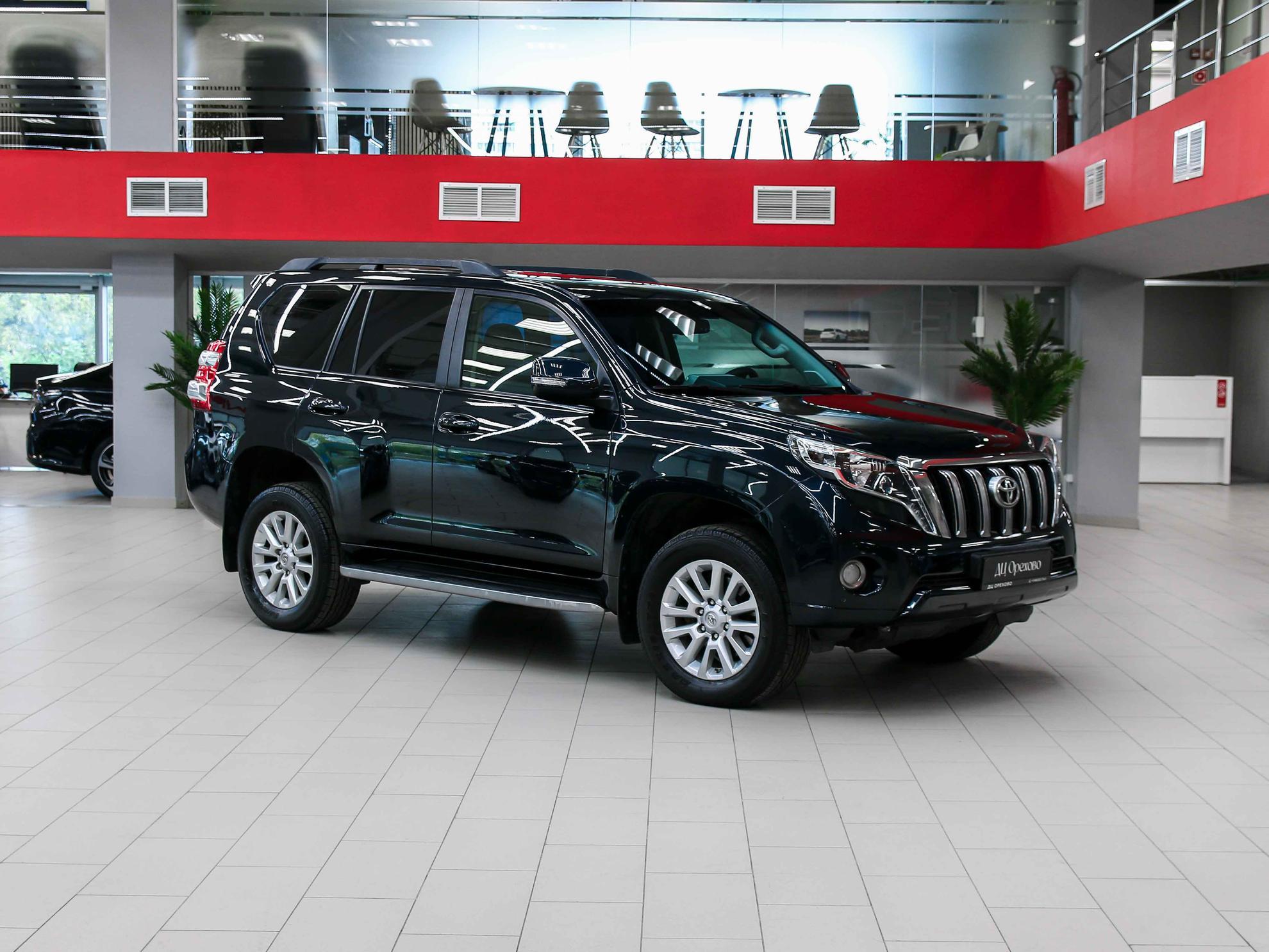 Toyota Land Cruiser Prado 2014, серый, ДЦ Орехово