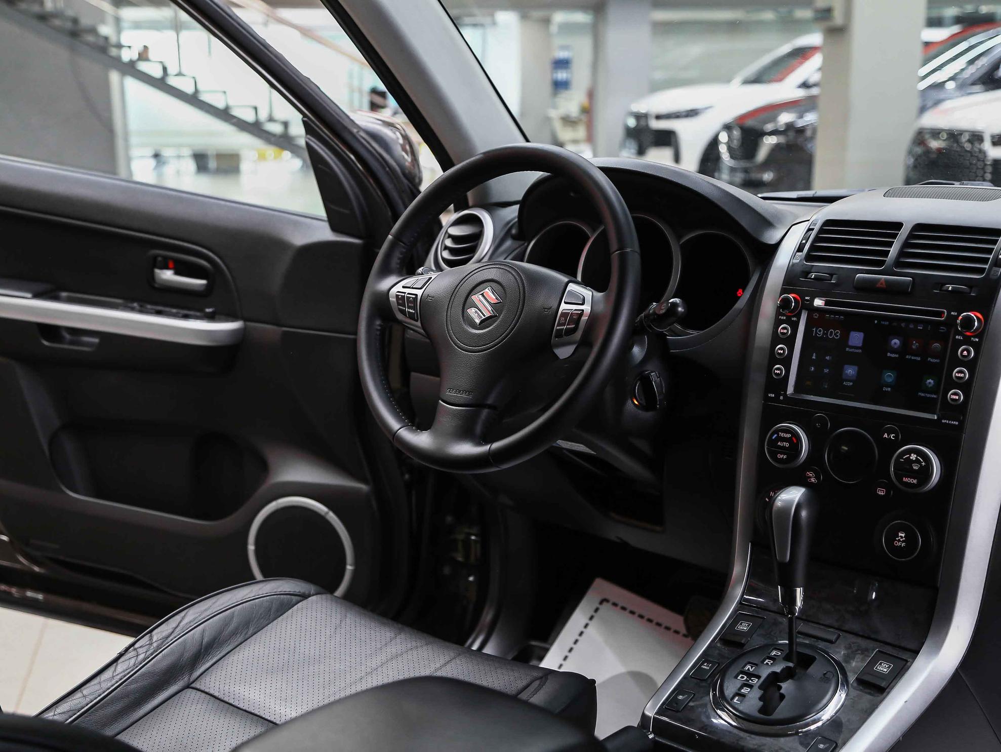 Suzuki Grand Vitara 2013, коричневый, ДЦ Орехово