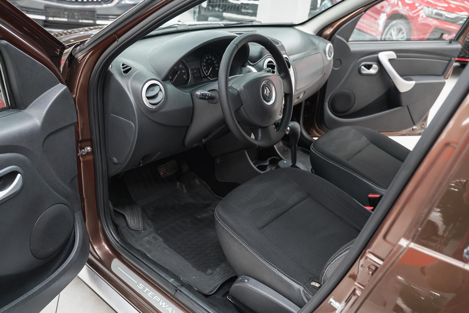 Renault Sandero 2013, коричневый, ДЦ Орехово