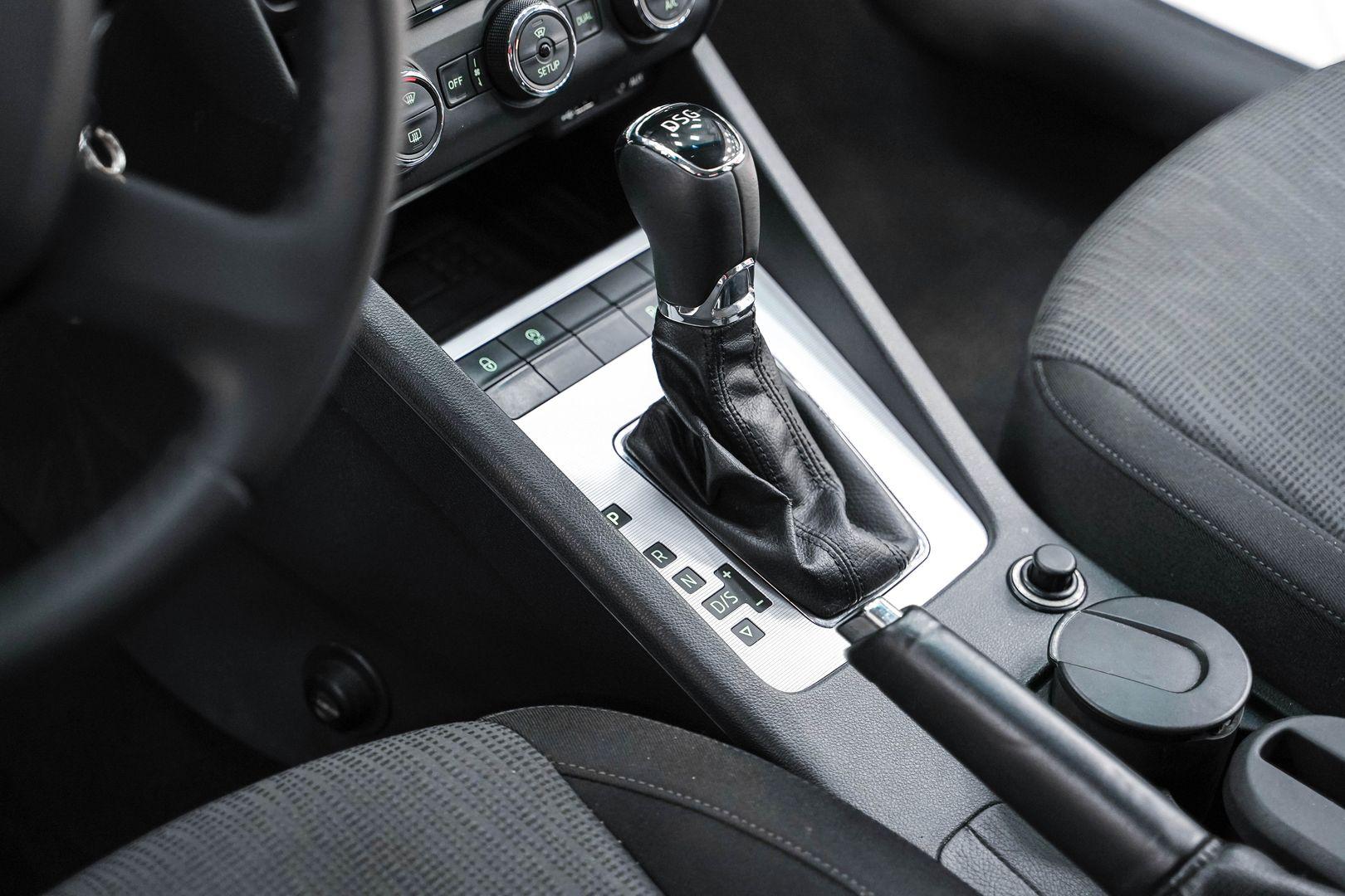 Skoda Octavia 2013, серебряный, ДЦ Орехово