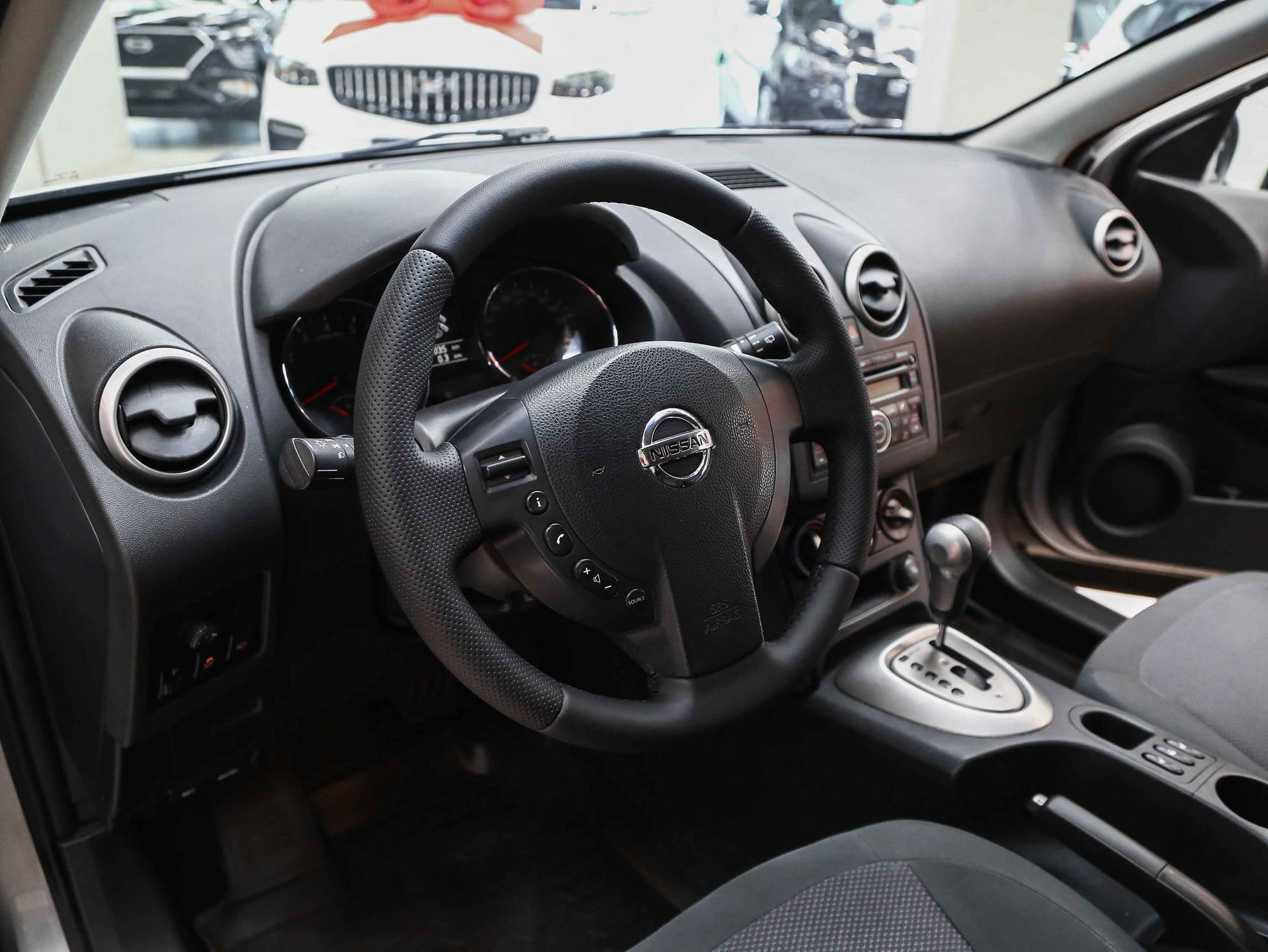 Nissan Qashqai 2011, серый, ДЦ Орехово