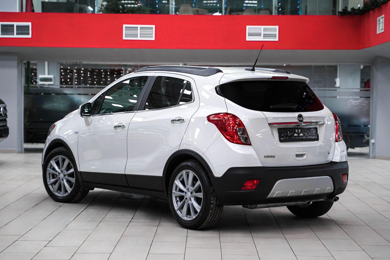 Opel Mokka 2013, белый, ДЦ Орехово