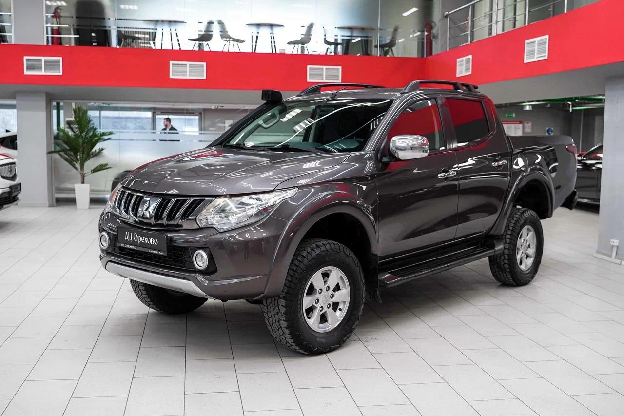 Mitsubishi L200 2017, коричневый, ДЦ Орехово