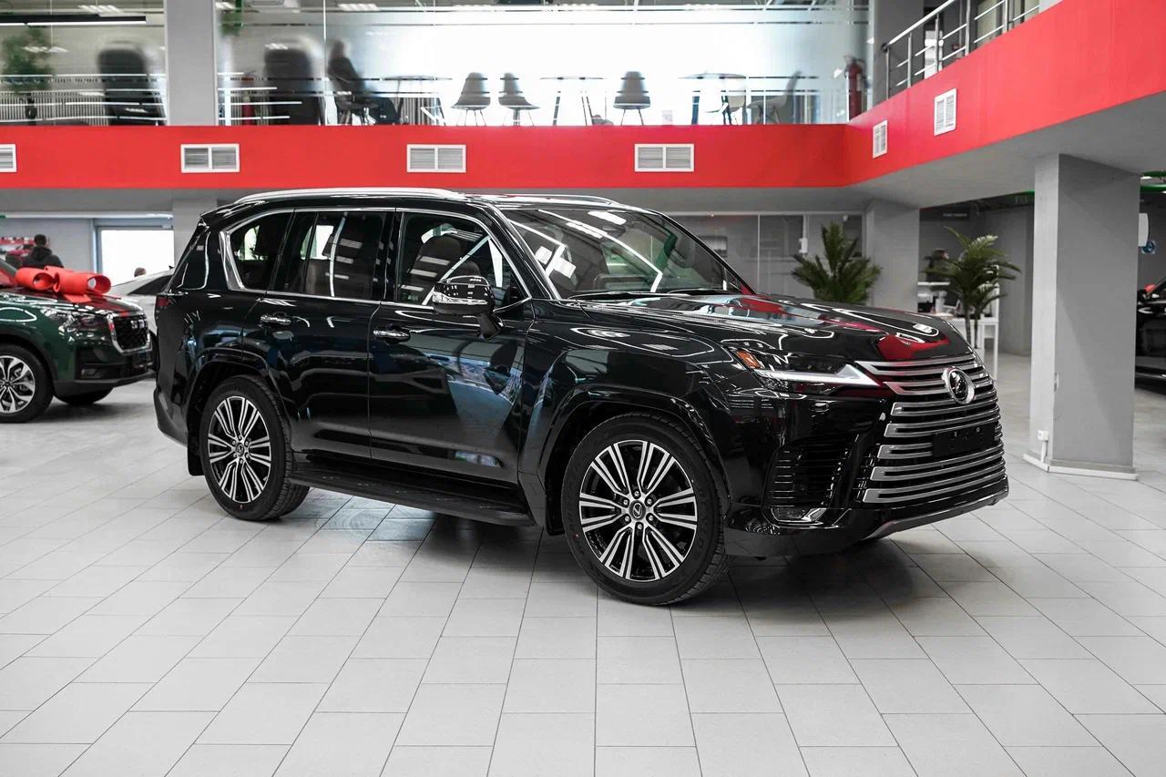 Lexus LX 2026, черный, ДЦ Орехово