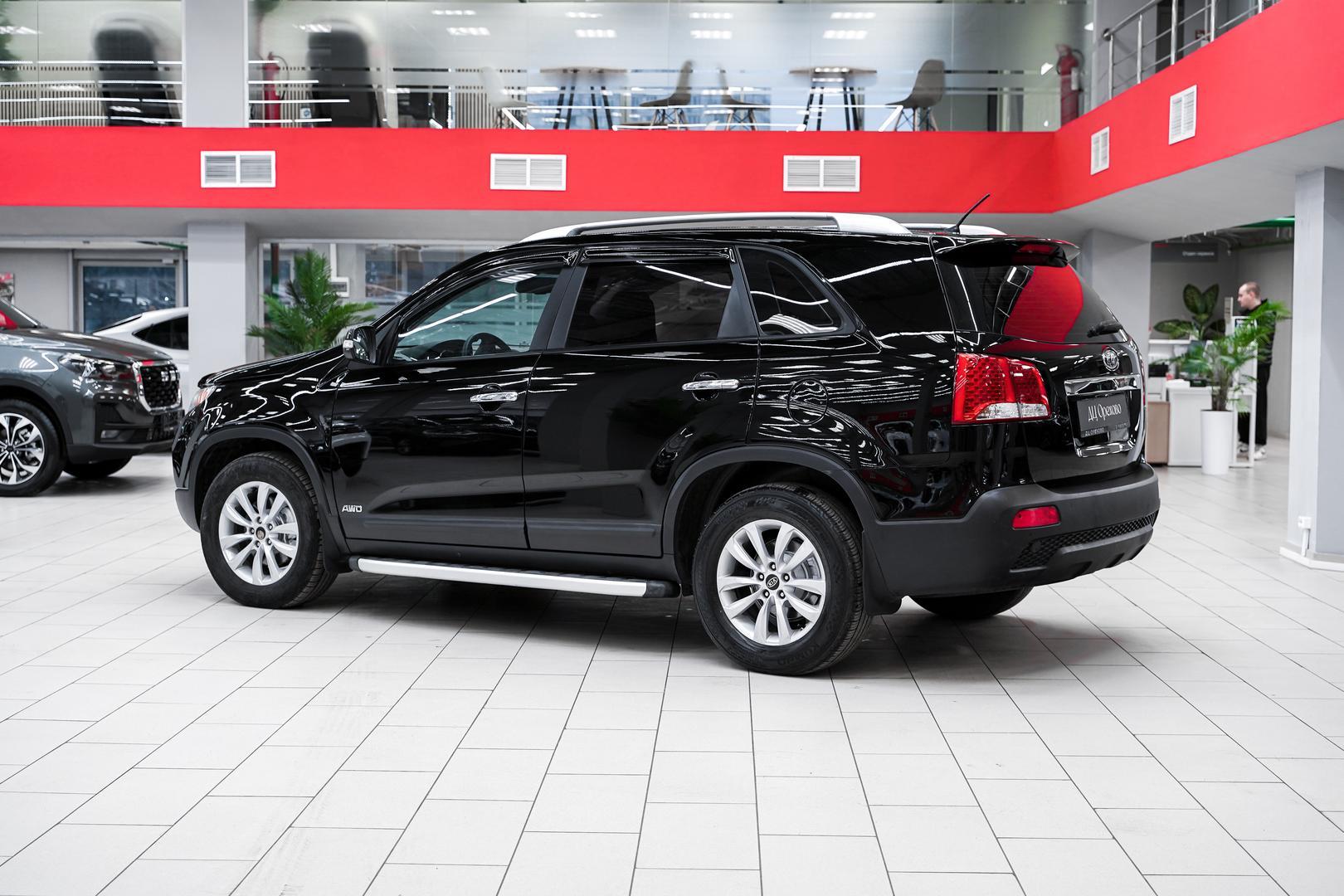 Kia Sorento 2012, черный, ДЦ Орехово