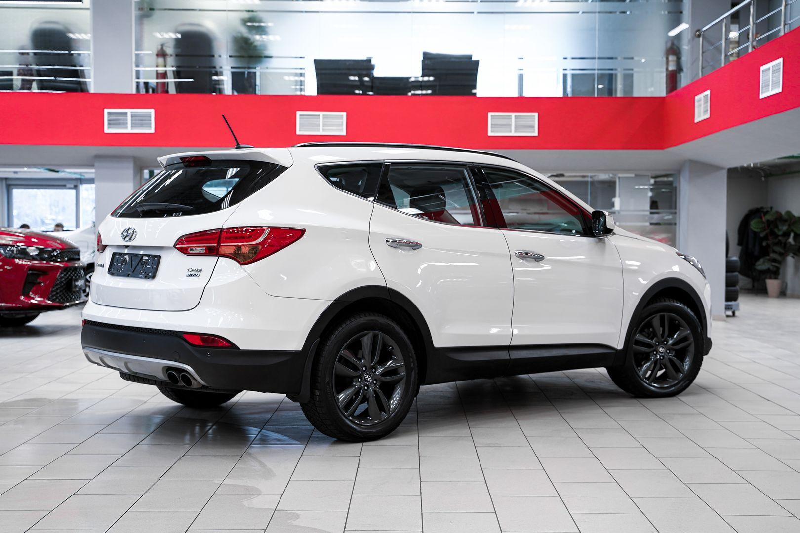 Hyundai Santa Fe 2013, белый, ДЦ Орехово