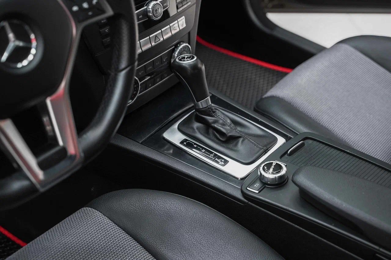 Mercedes-Benz C-Класс 2012, коричневый, ДЦ Орехово