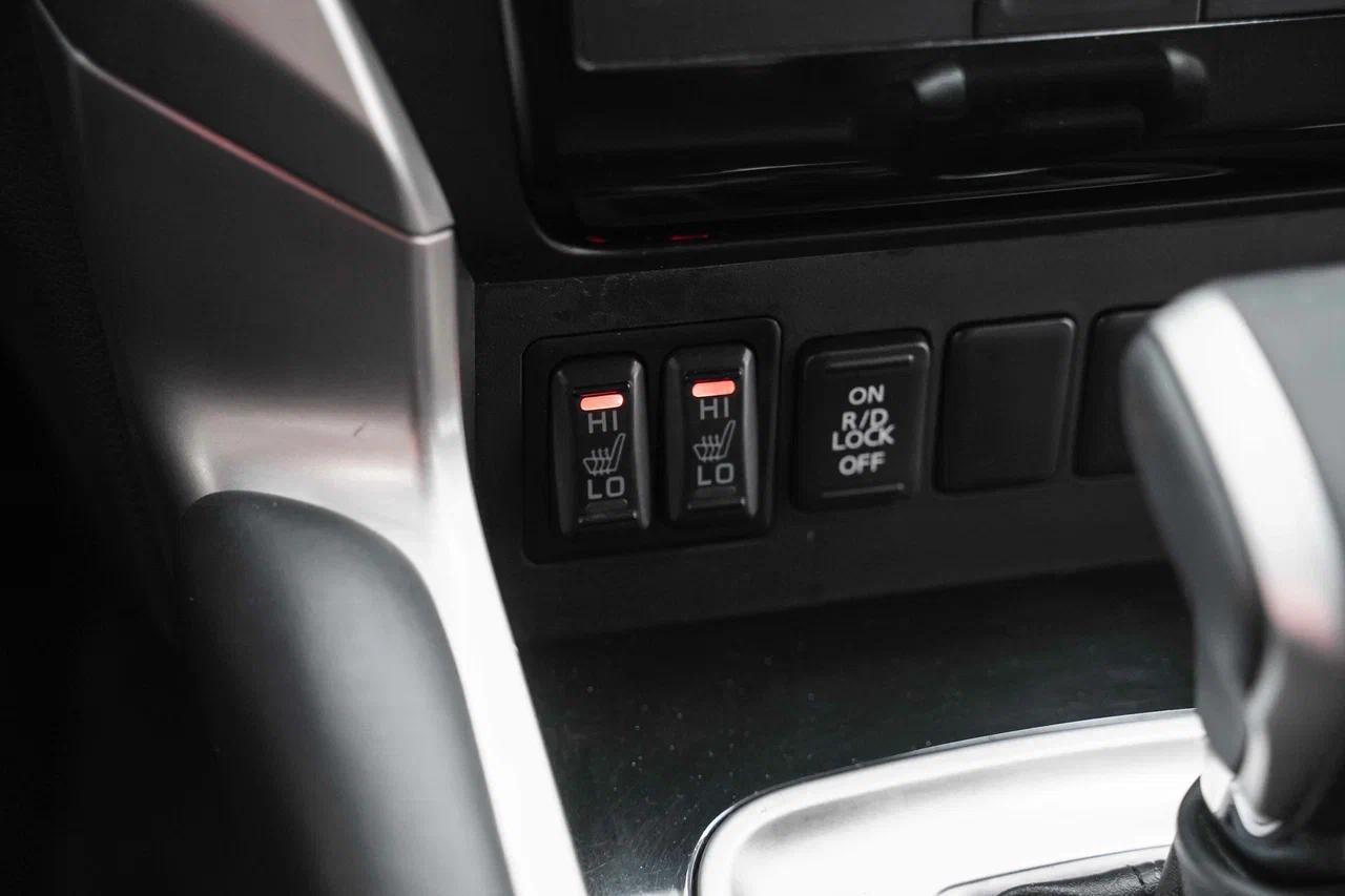 Mitsubishi Pajero Sport 2018, белый, ДЦ Орехово