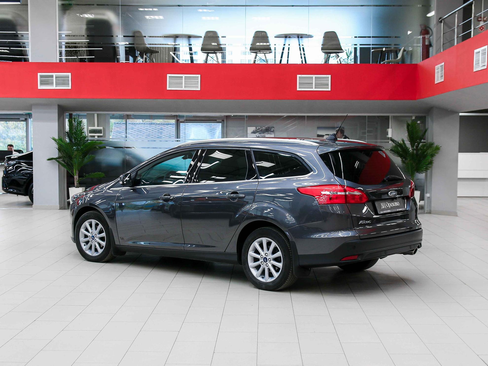 Ford Focus 2017, серый, ДЦ Орехово