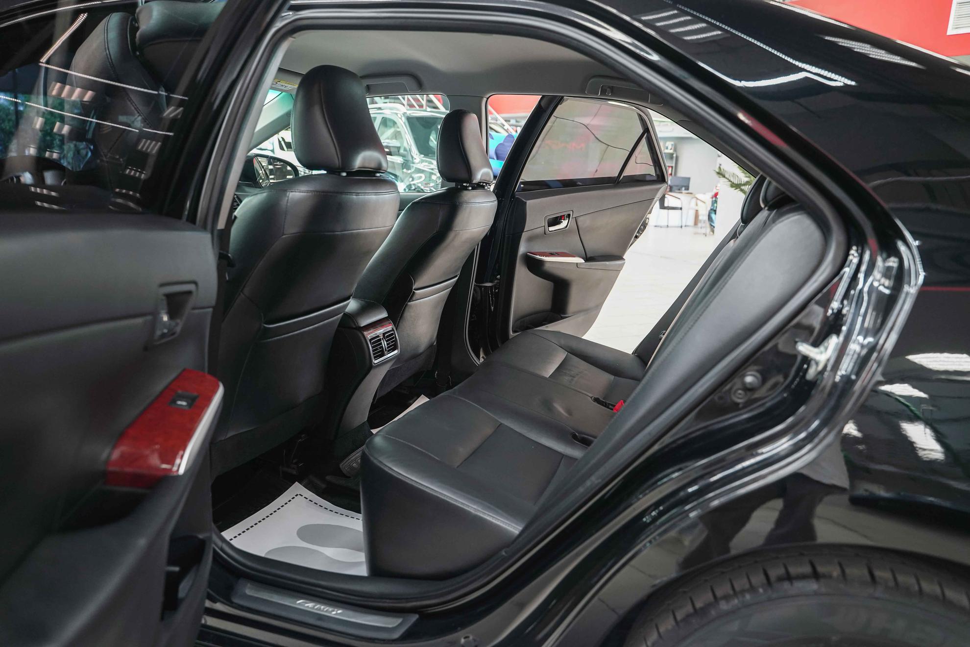 Toyota Camry 2013, черный, ДЦ Орехово