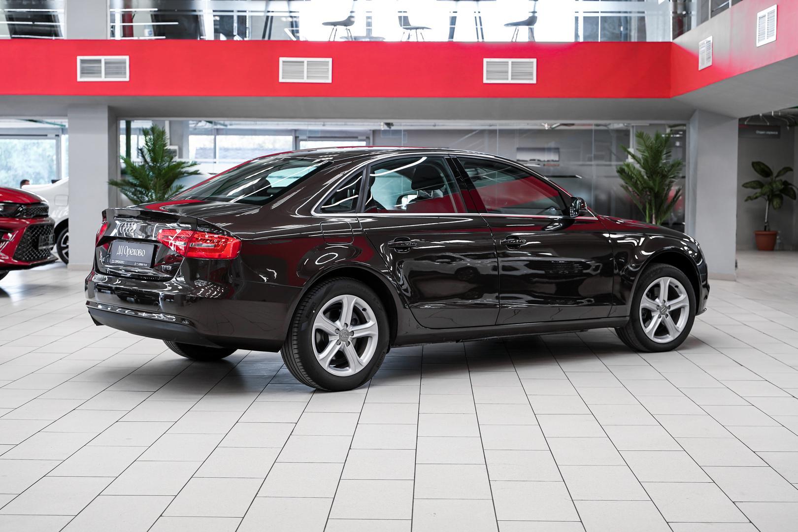 Audi A4 2013, коричневый, ДЦ Орехово