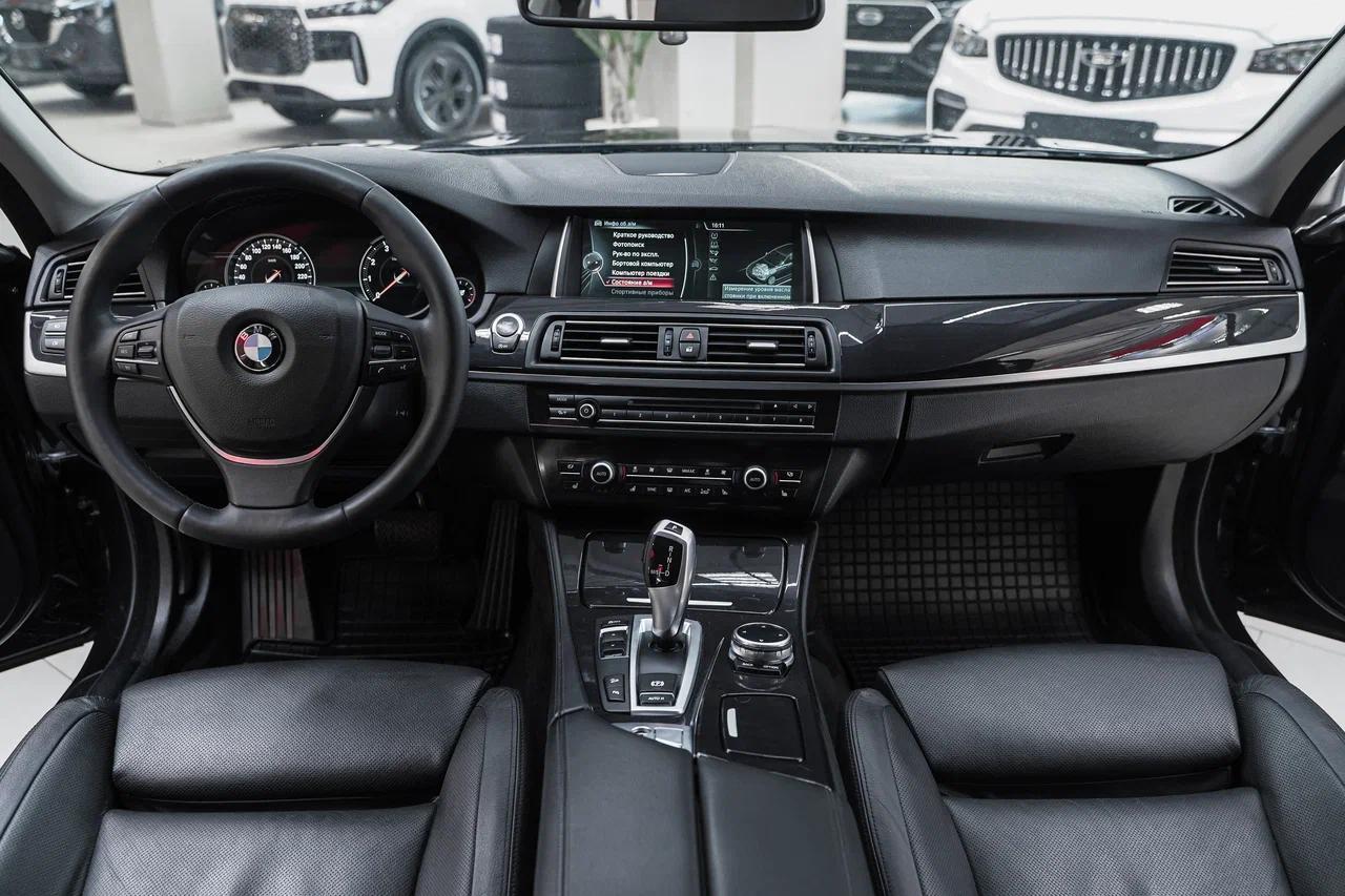 BMW 5 серии 2014, черный, ДЦ Орехово