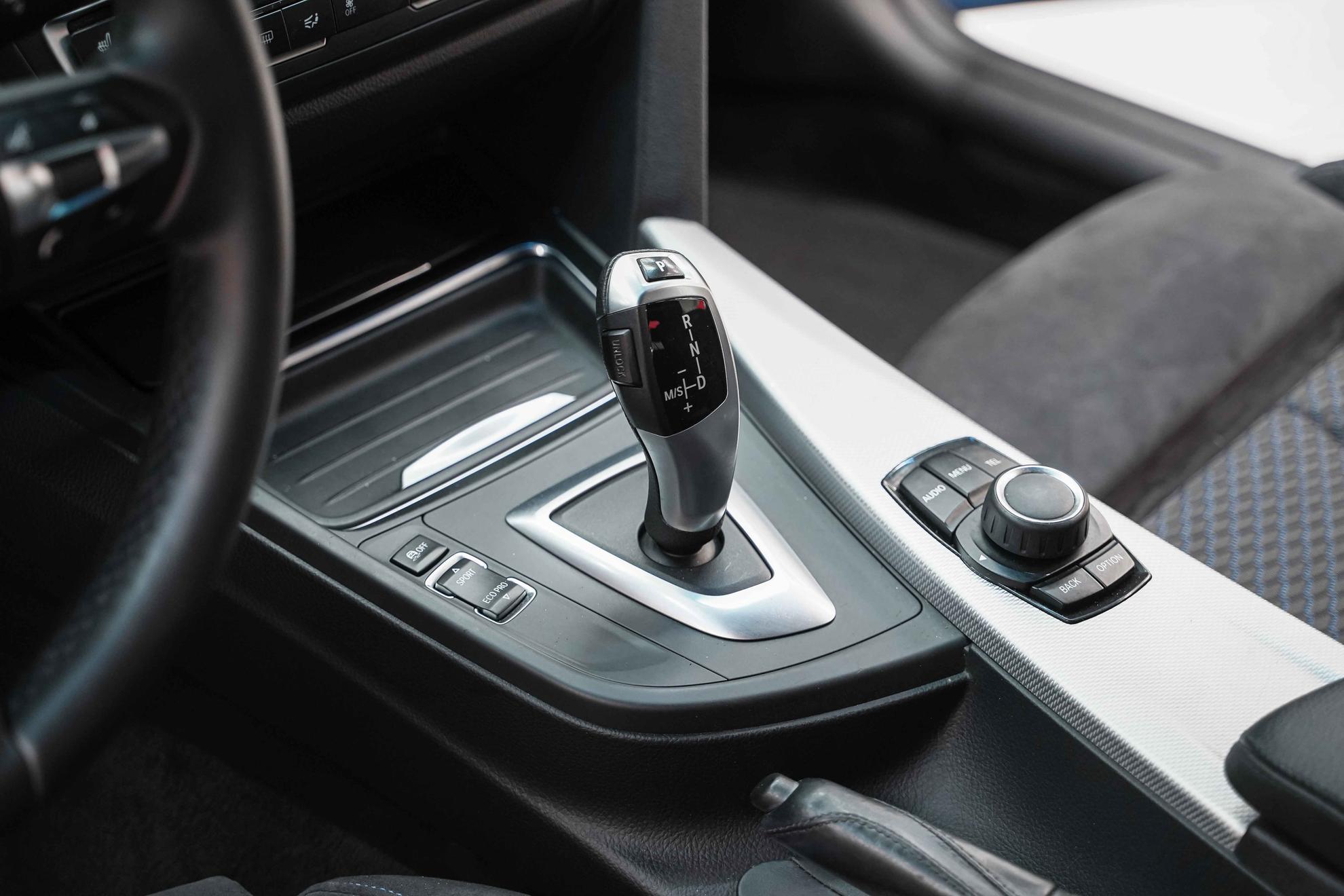 BMW 3 серии 2013, синий, ДЦ Орехово