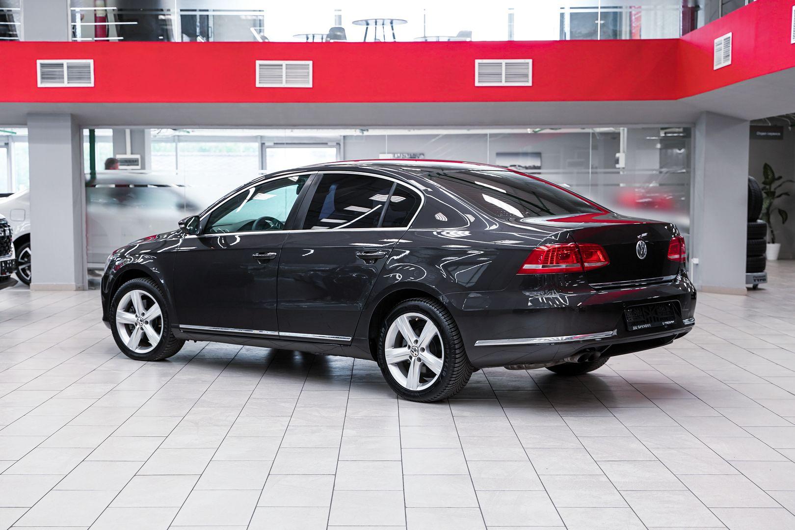 Volkswagen Passat 2011, черный, ДЦ Орехово
